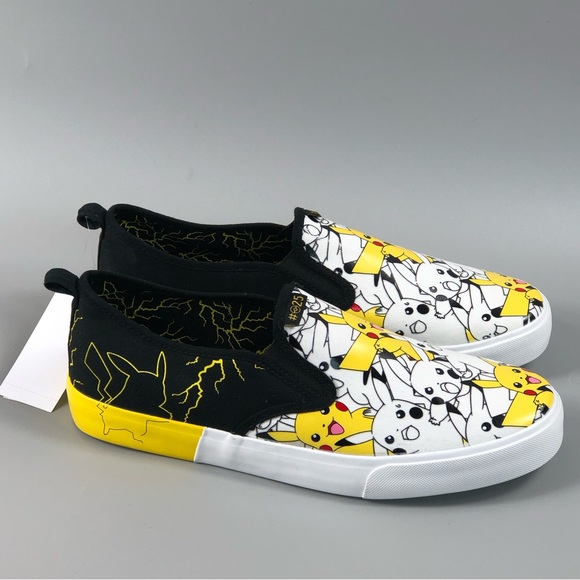 Pokémon Men’s Pikachu Slip On Sneakers Size 11.5 - Picture 6 of 7